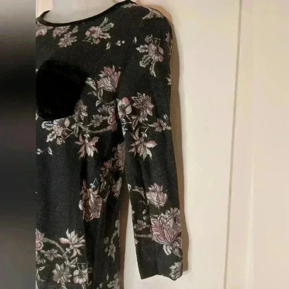 2 FOR 25$ wallflower Pink Black Grunge Floral top-  (#746)‎